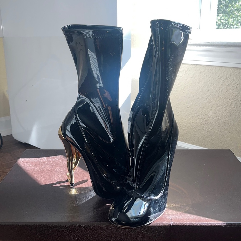 Alaia Cabaret Black Ankle Boots